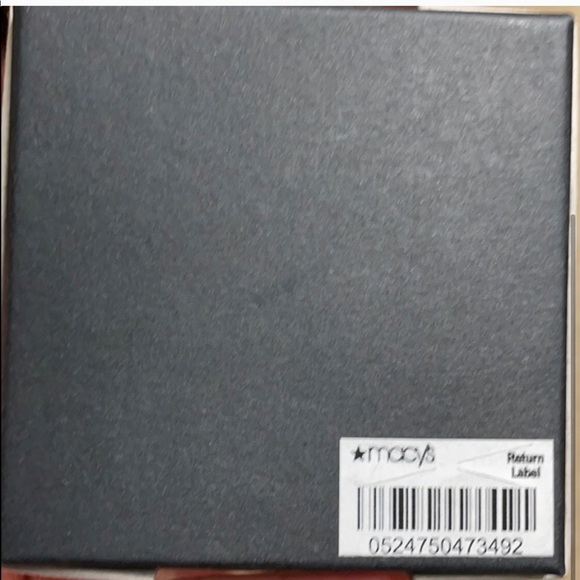 NWT Kenneth Cole Reaction cuff links - Picture 3 of 3